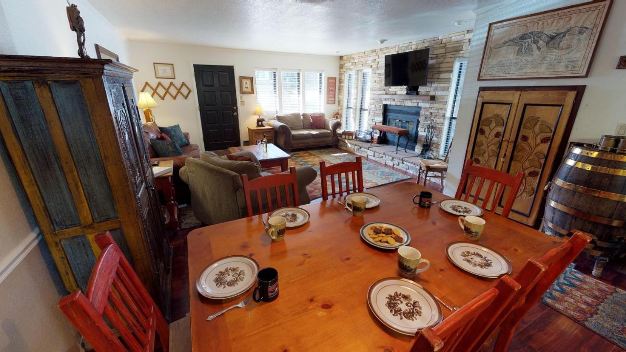 Claim Jumper 8 Townhouse With High Speed Wifi Apartamento Red River Exterior foto